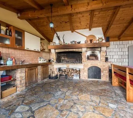 شقة In With Sea View, Terrace, Air Conditioning, Wi-fi Ždrelac